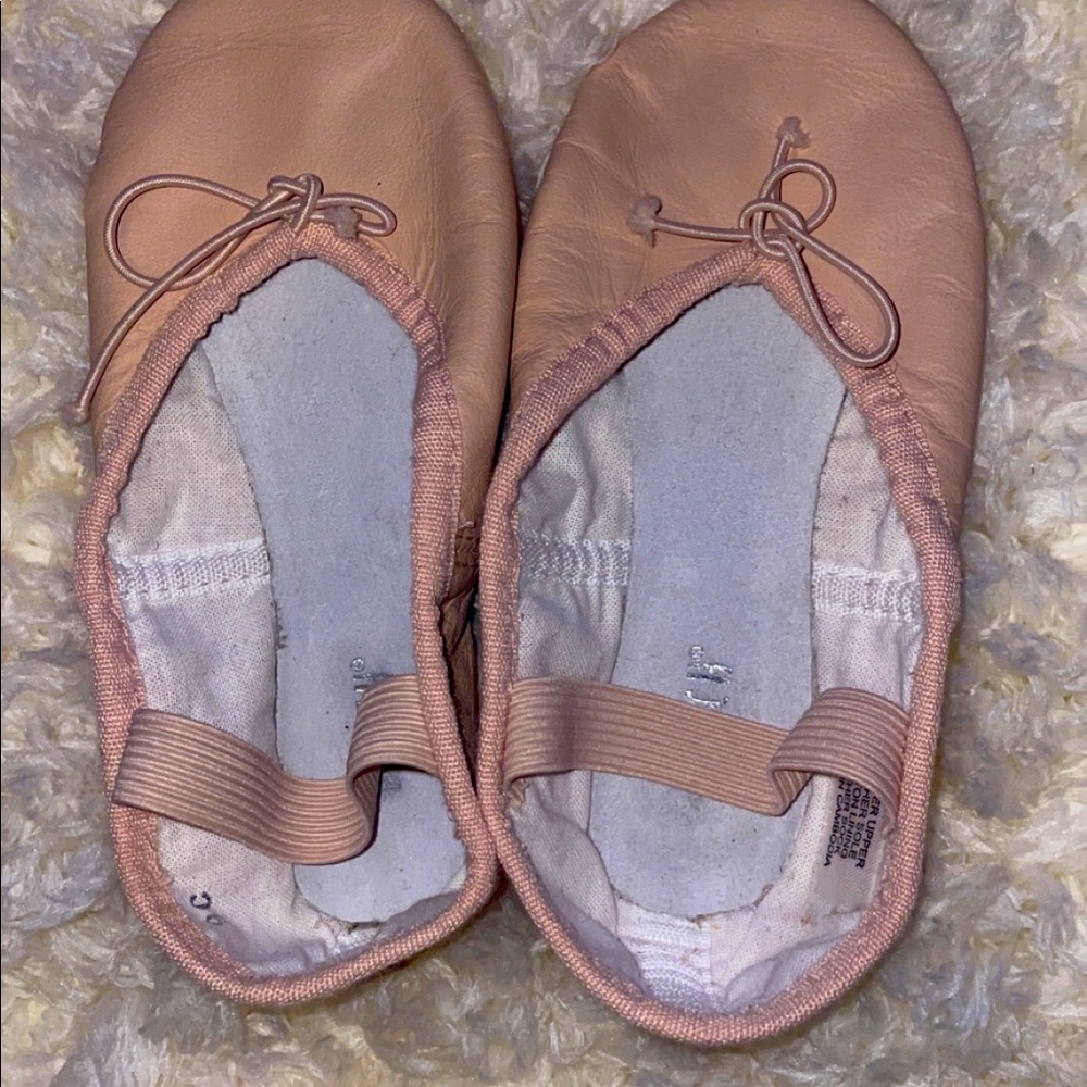 Toddler ballet shoes
